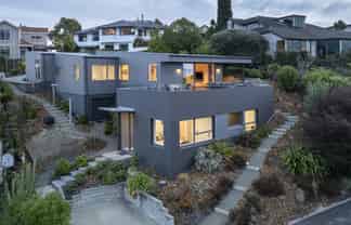 4 Leach Place, Enner Glynn