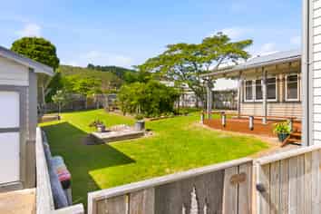 42 Hinemoa Street, Paraparaumu