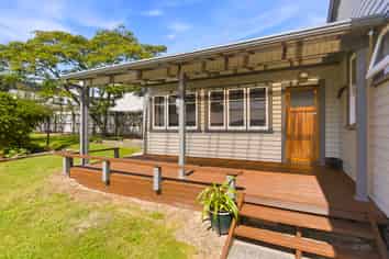 42 Hinemoa Street, Paraparaumu