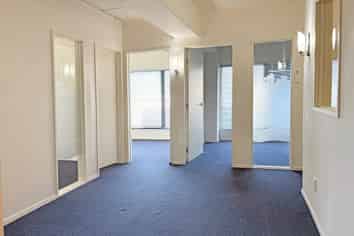 AFFORDABLE 77M² UPSTAIRS SPACE FOR LEASE
