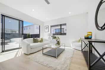 6 Turret Lane, Hobsonville