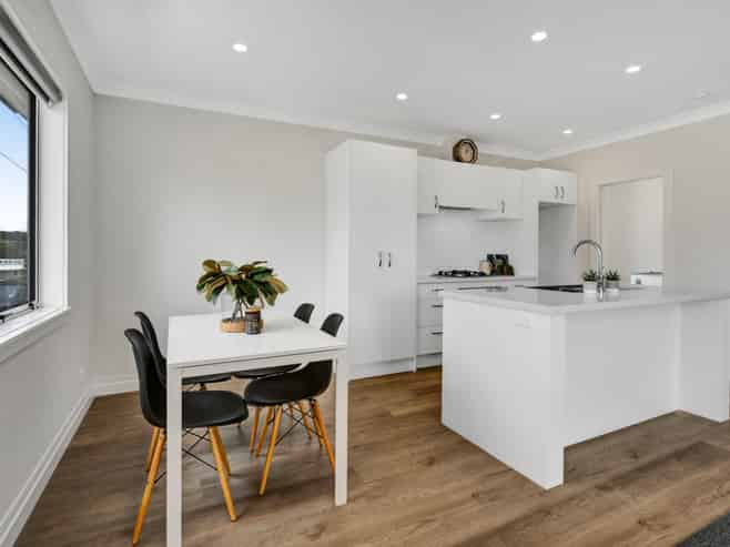 16 Holford Street, Westown