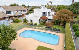 11 Crowden Place, Harrowfield