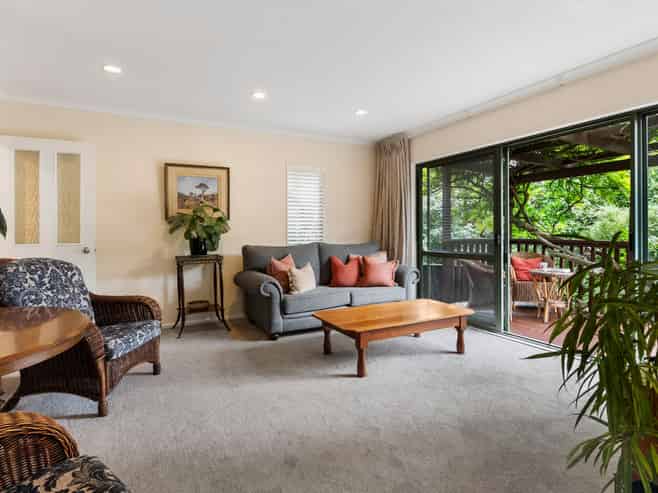 52b Uxbridge Road, Mellons Bay