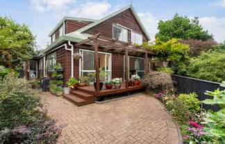 52b Uxbridge Road, Mellons Bay