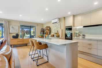 10 Ethereal Crescent, Cromwell