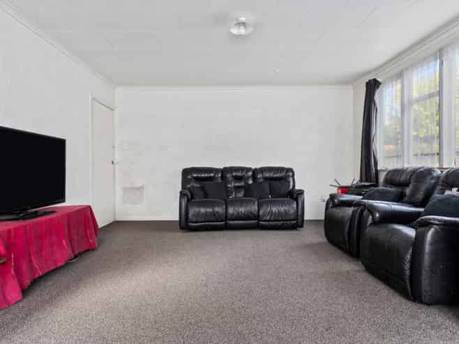 16 Hall Street, Kawerau