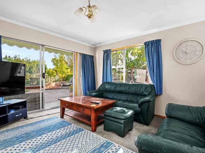 10 Dunorling Street, Alexandra