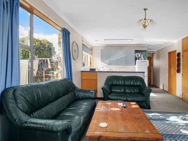 10 Dunorling Street, Alexandra