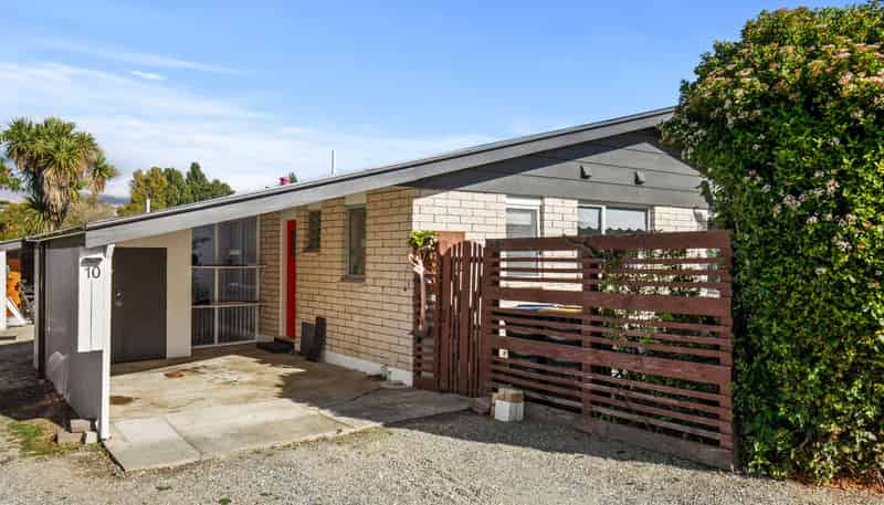 10 Dunorling Street, Alexandra