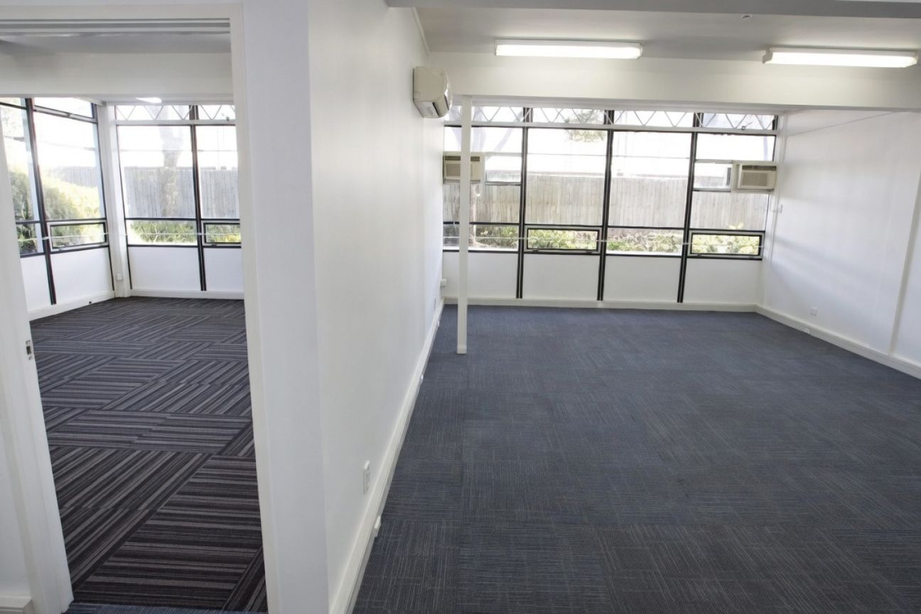 Ground floor office with excellent connectivity - Ansicht 2