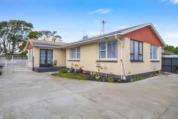 12 Carters Road, Aranui