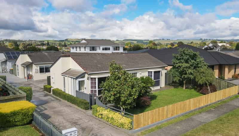 24A Grey Street, Glenholme