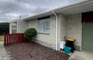 8b Beauchamp Street, Tawa