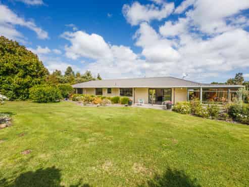 846 Colyton Road, Bunnythorpe