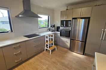 24a Coby Sydney Drive, Bell Block