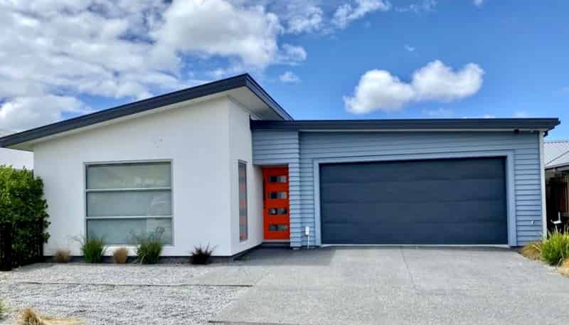 12 Robert Duncan Road, Belfast