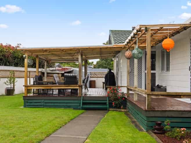 481 Nelson Road, Lytton West
