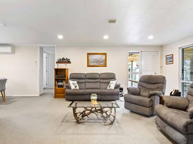 481 Nelson Road, Lytton West