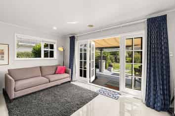 26 Wanganui Road, Marton