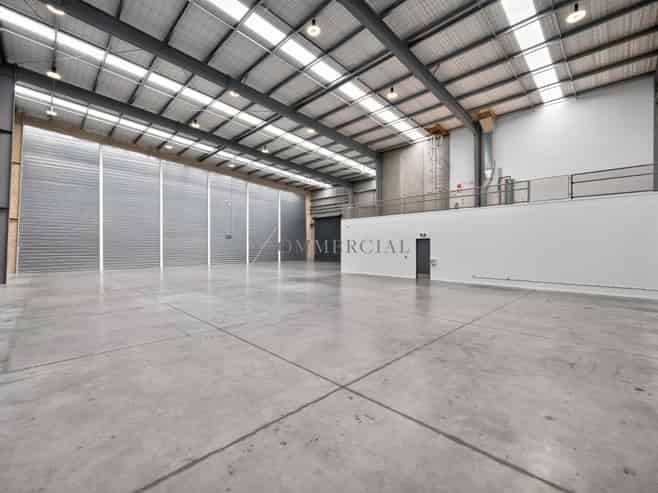 1,233sqm Modern Industrial in Prime Highbrook