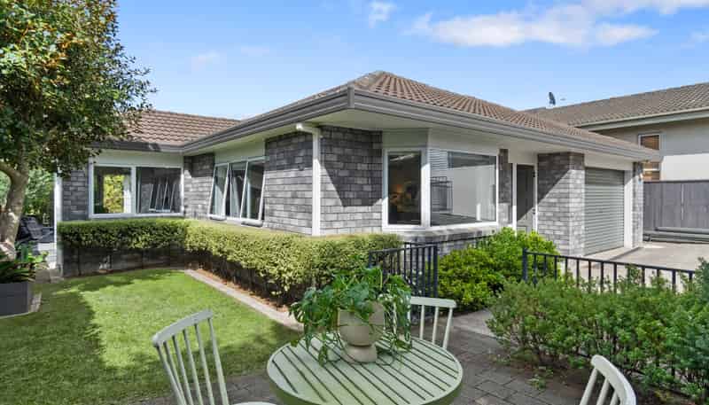 2/19 Clarke Road, Onehunga