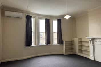 114 Bridge Street, Bulls