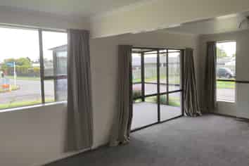 Manawatu / Whanganui - Address withheld