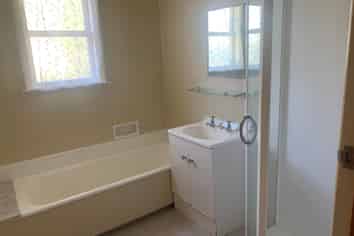 Manawatu / Whanganui - Address withheld