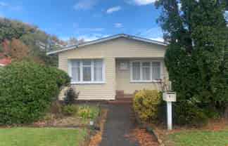 Manawatu / Whanganui - Address withheld