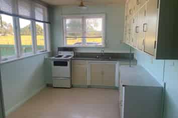 Manawatu / Whanganui - Address withheld