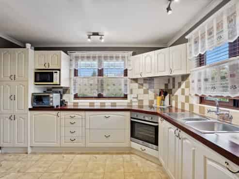 24 Hewson Crescent, Lake Hawea