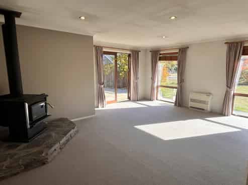 24 Hewson Crescent, Lake Hawea