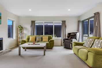 6 Mayfly Grove, Nukuhau