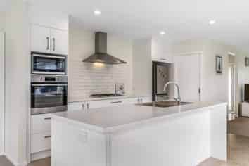 6 Mayfly Grove, Nukuhau