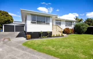 8 Camphora Place, Ranui