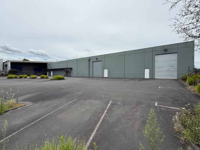 Large Secure Warehouse