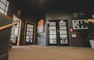 Egmont Business Office For Lease