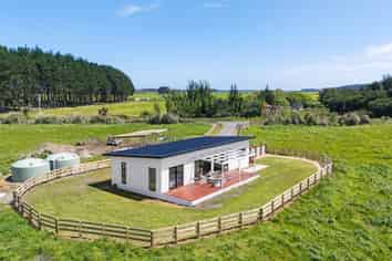 1121 Parewanui Road, Parewanui