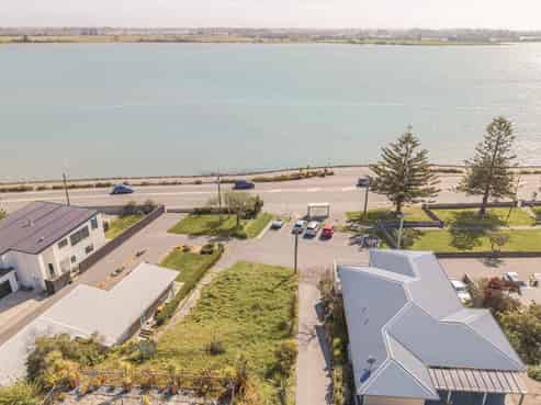 42a Main Road, Mount Pleasant