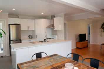 25 Winton St, Paraparaumu Beach