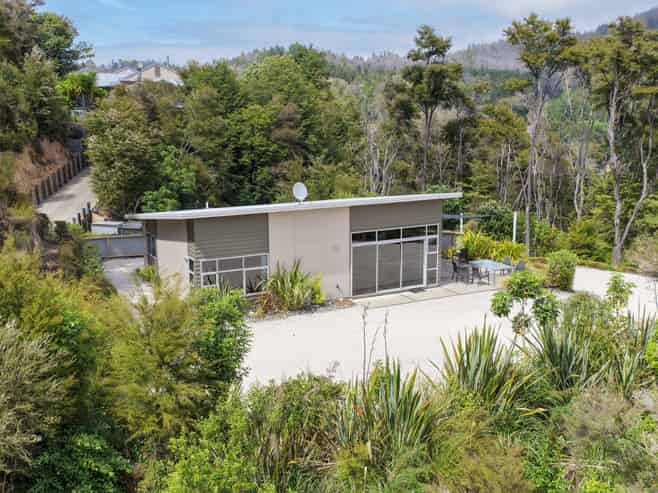 84A Martin Farm Road, Kaiteriteri