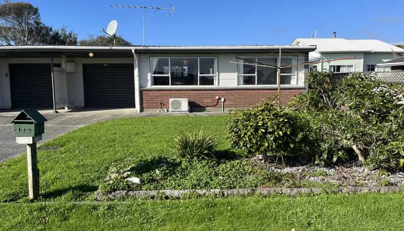 112  Rolleston Street, Hokitika