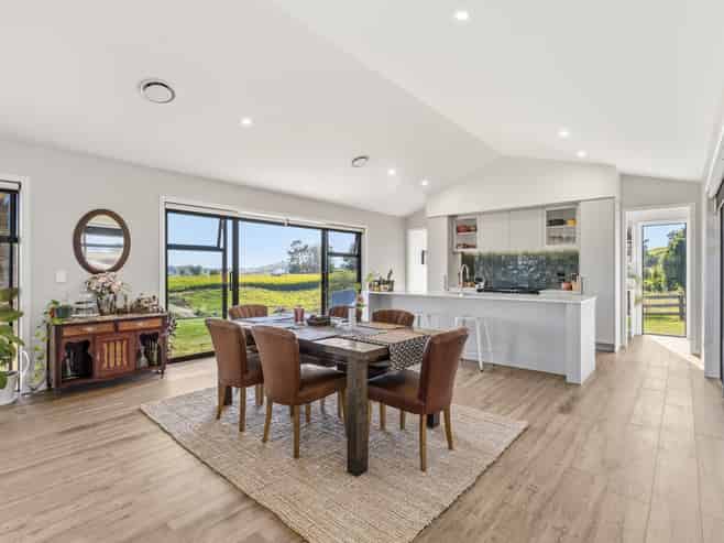 62 Paparamu Road, Piarere