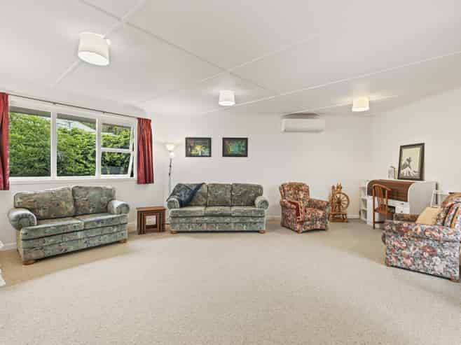8 Raine Street, Whanganui East