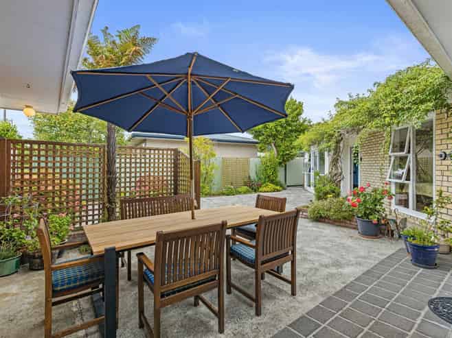 8 Raine Street, Whanganui East