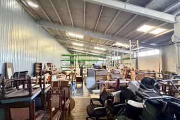 Rosebank Road Warehouse and Office | 727m2