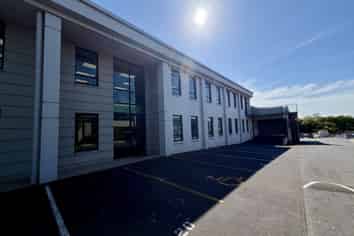 Rosebank Road Warehouse and Office | 727m2