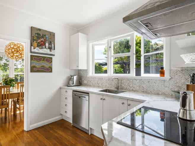 18 Cautley Street, Devonport