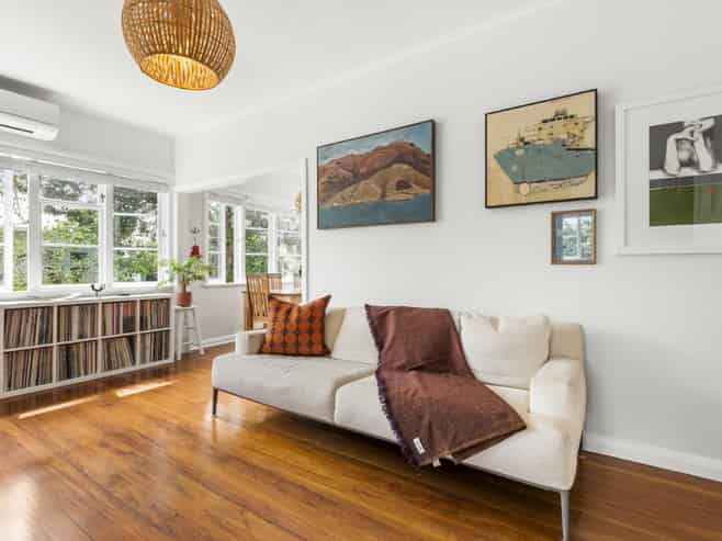 18 Cautley Street, Devonport